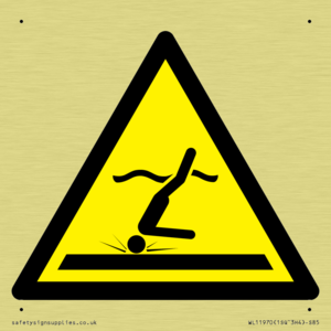 W048 Warning: Shallow water (diving)